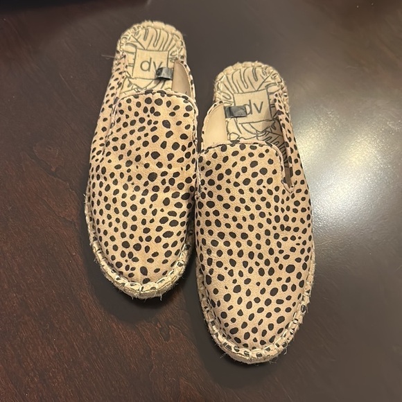 DV Dolce Vita Espadrille Mules - Picture 3 of 11